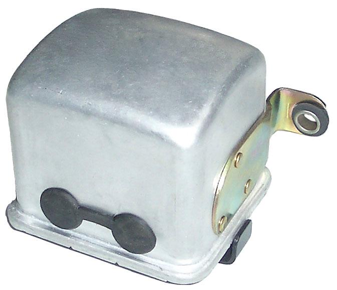 S.65580, Voltage Regulator 12V Bullet Connector QTP