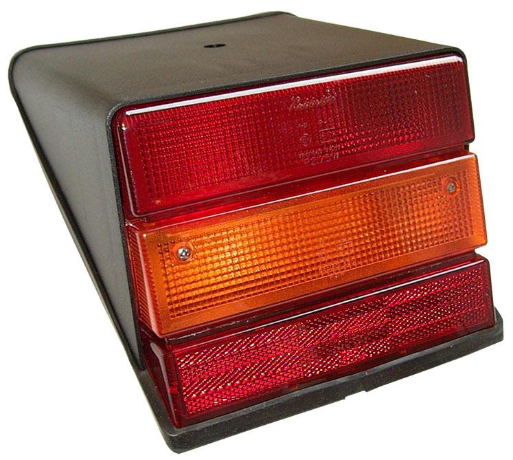 F0NN13N465CA, Rear Lamp Ford 40's QTP