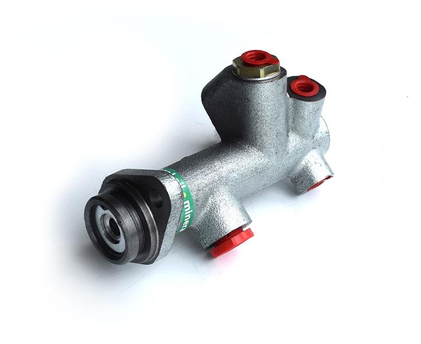 S37646, Brake Master Cylinder Deutz 4.10 4.30 4.50 QTP