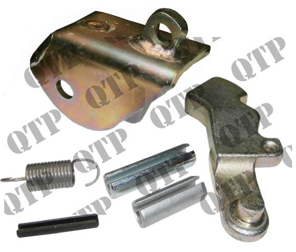 E6NNT924AA, Quick Attach Hook Kit Massey Ferguson John Deere Cat 2 QTP