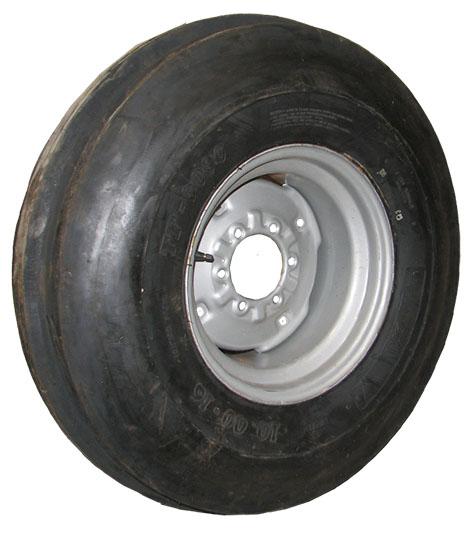 thumbnail of Wheel Rim Complete 900 x 16 c/w Tyre